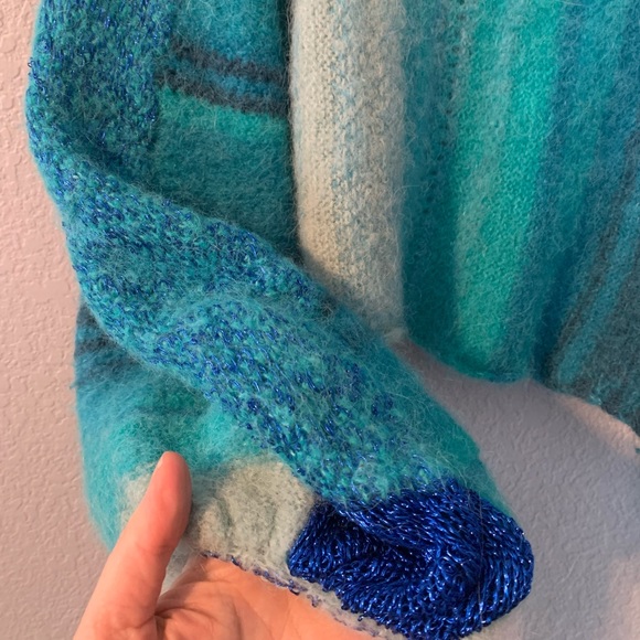 Free People “Cloud Kicker” Blue Alpaca Crop Sweater- XS/S - Picture 8 of 14